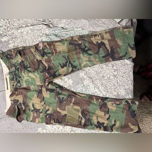 Polo by Ralph Lauren Green Camouflage Pants size 50/32 price is firm